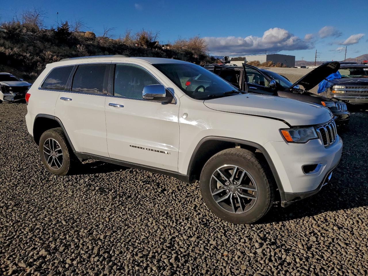 2018 JEEP GRAND CHEROKEE LIMITED photo 4