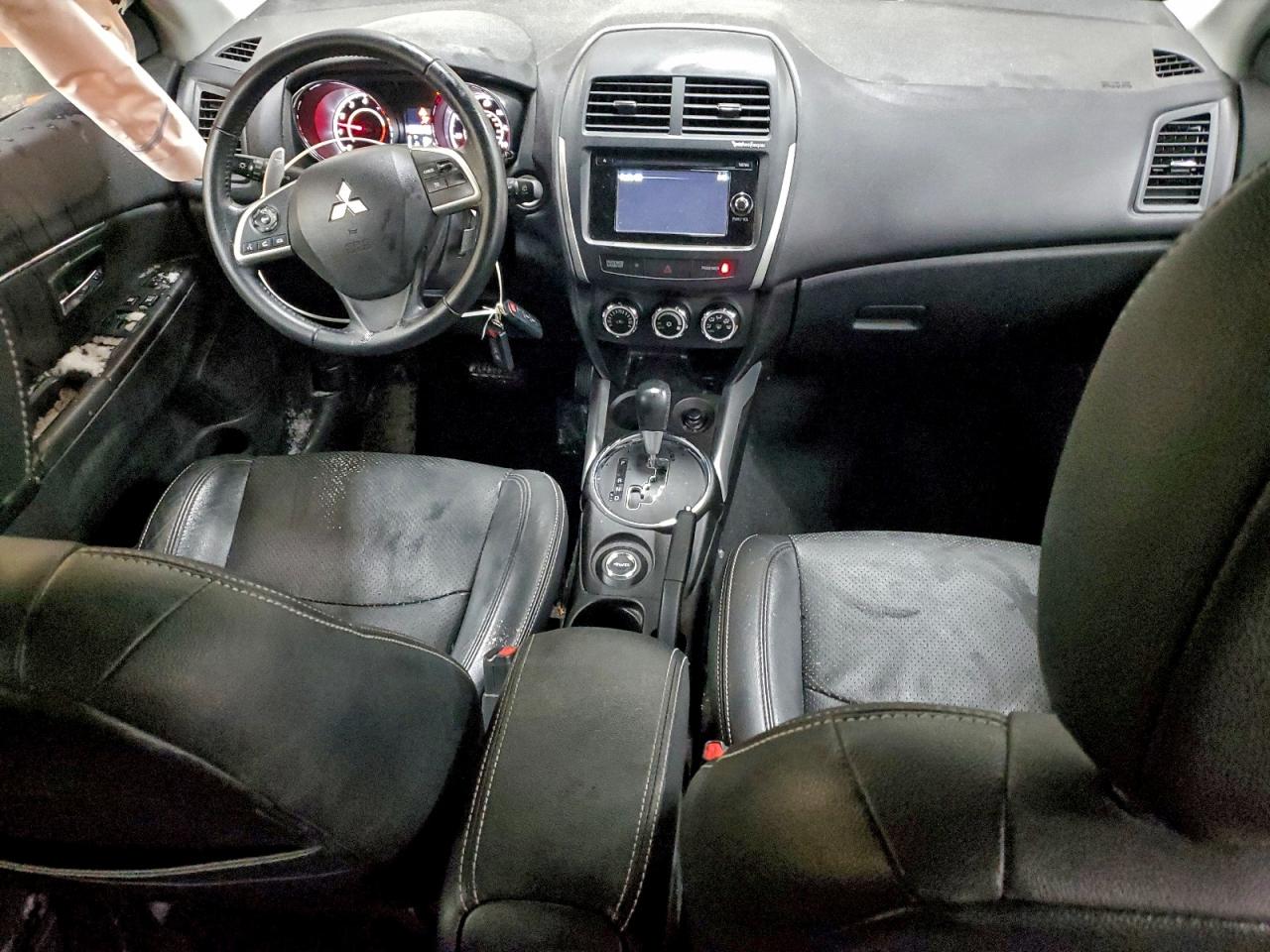 2014 MITSUBISHI OUTLANDER SPORT SE photo 8