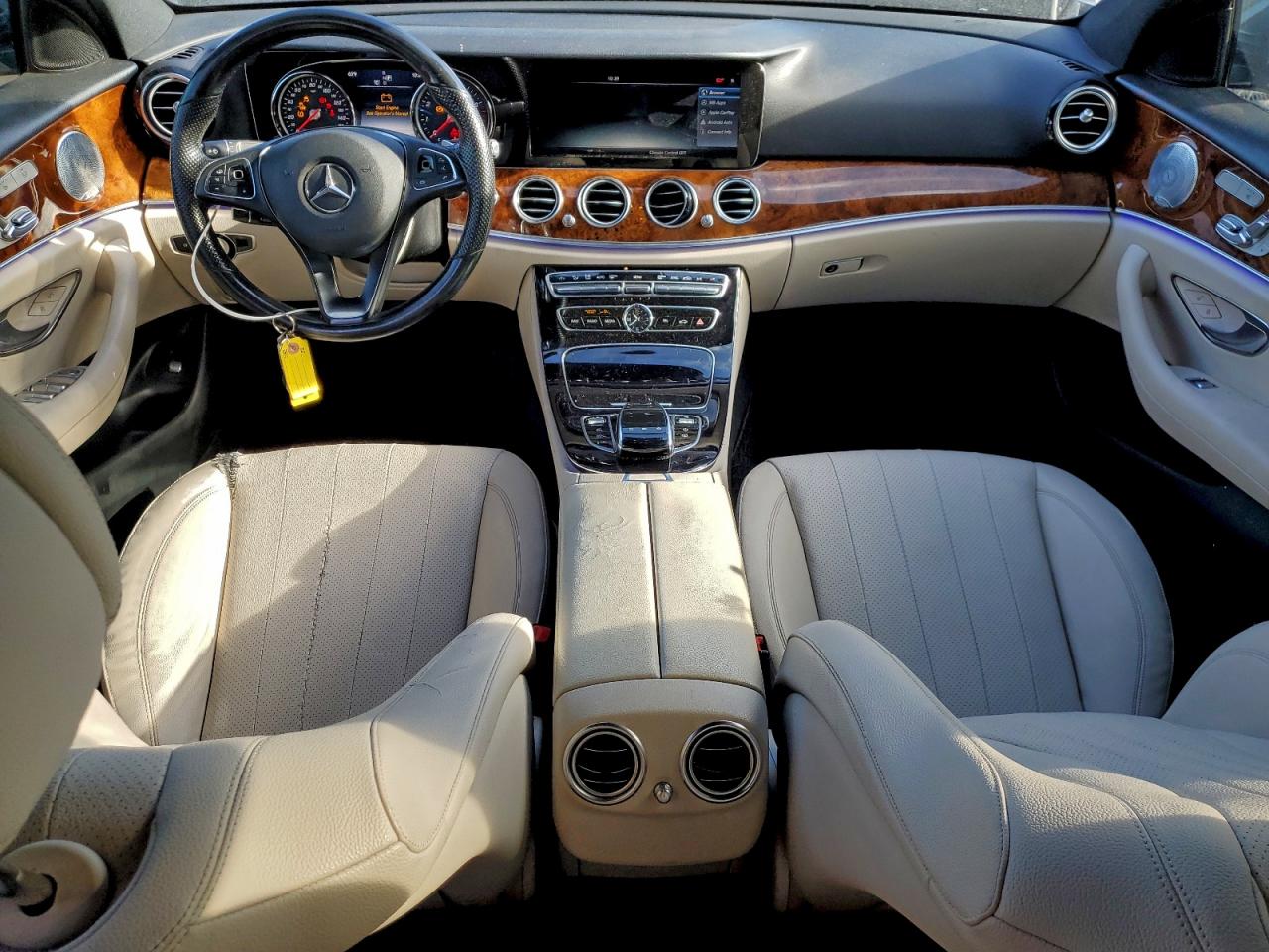 2017 MERCEDES-BENZ E 300 4MATIC photo 8