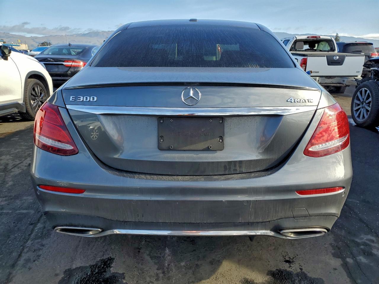 2017 MERCEDES-BENZ E 300 4MATIC photo 6