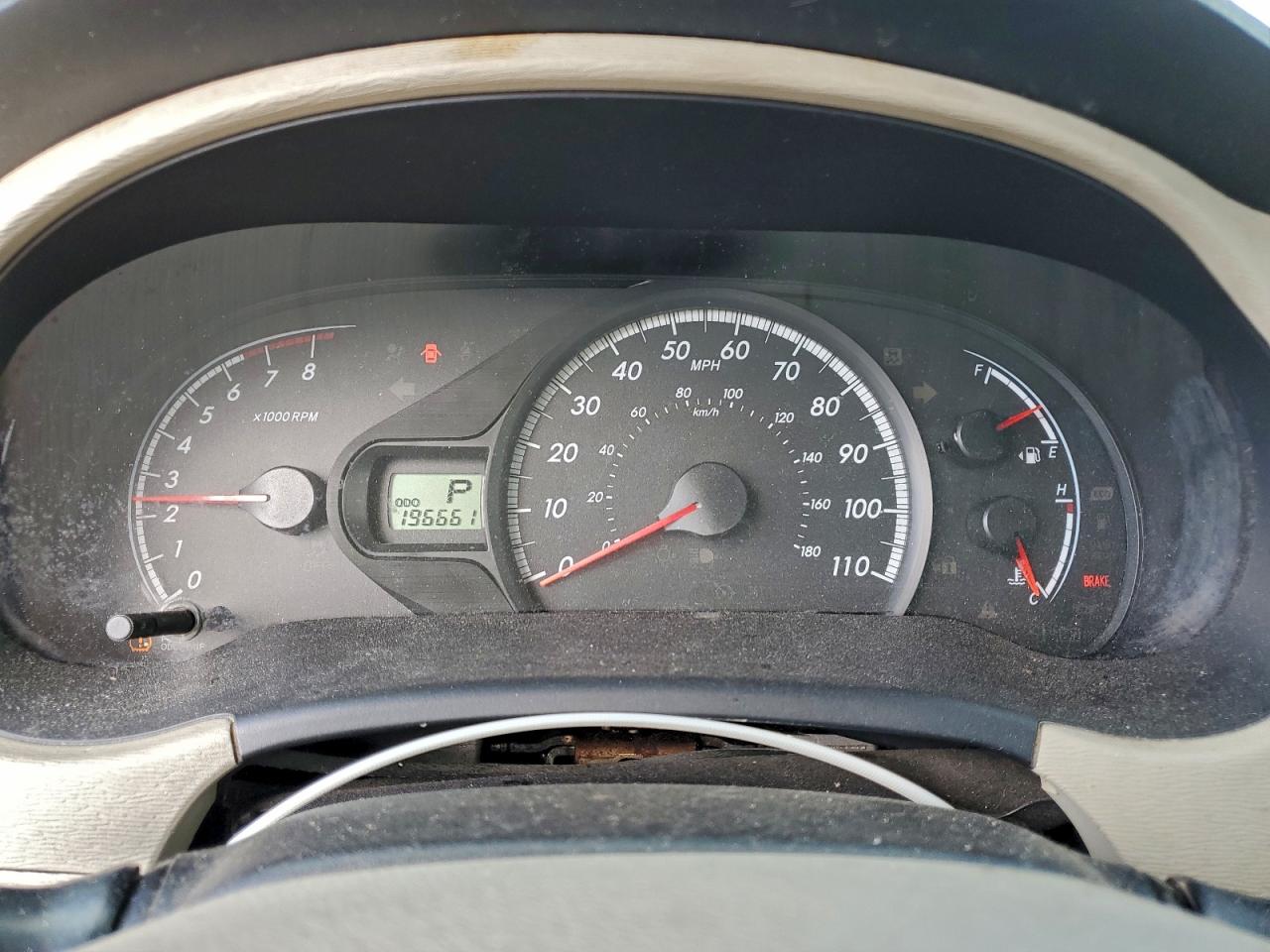 2013 TOYOTA SIENNA photo 9