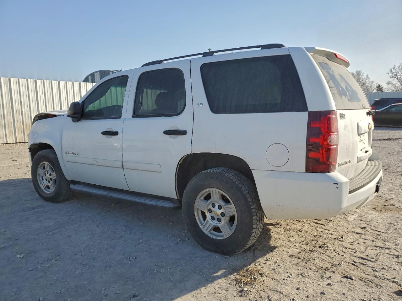 2008 CHEVROLET TAHOE C1500 photo 2