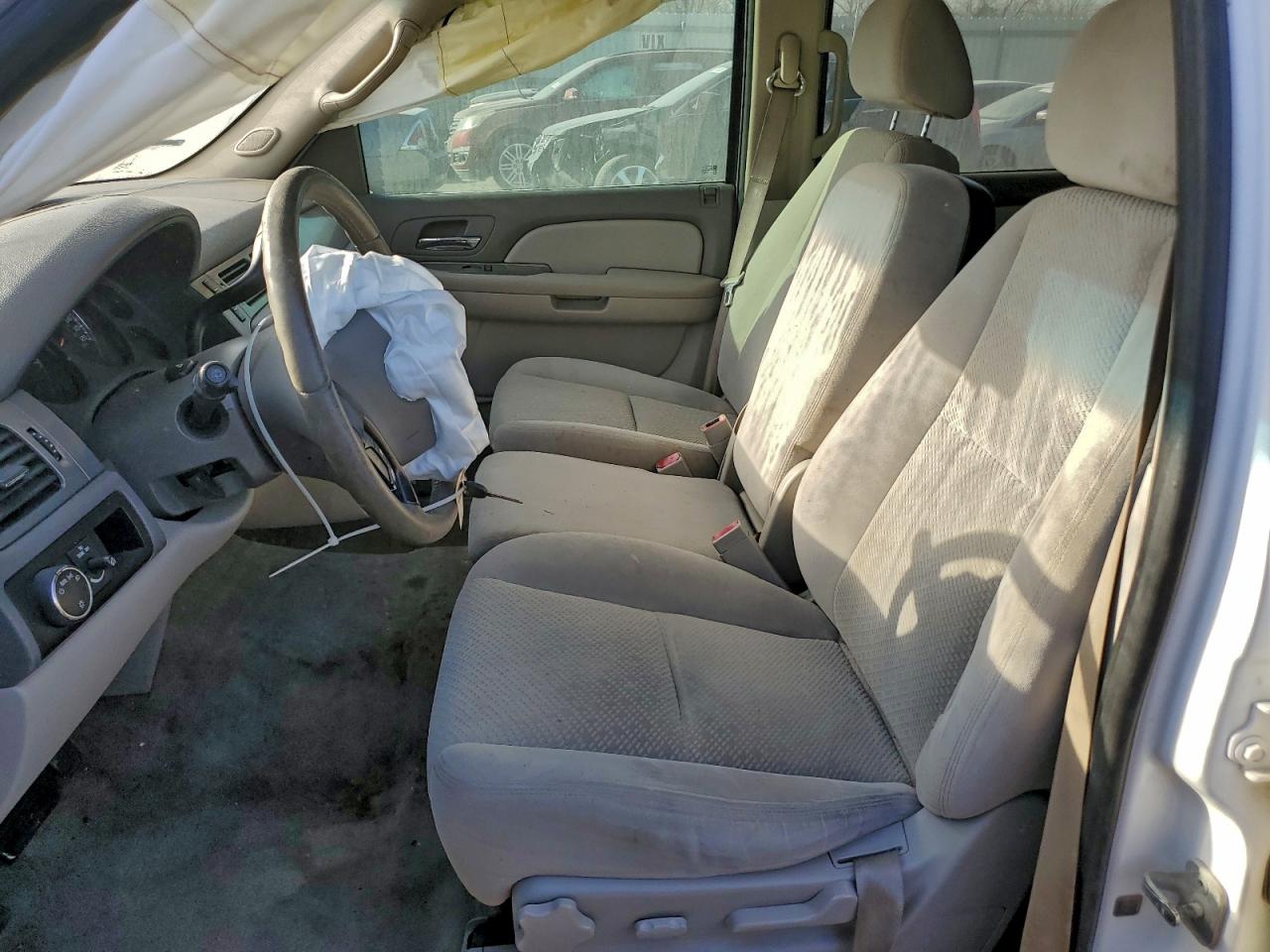 2008 CHEVROLET TAHOE C1500 photo 7