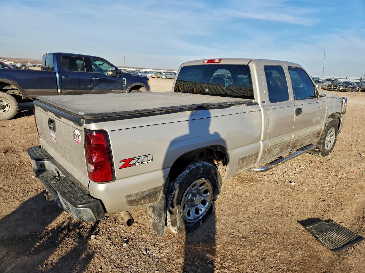 2006 CHEVROLET SILVERADO K1500 photo 3
