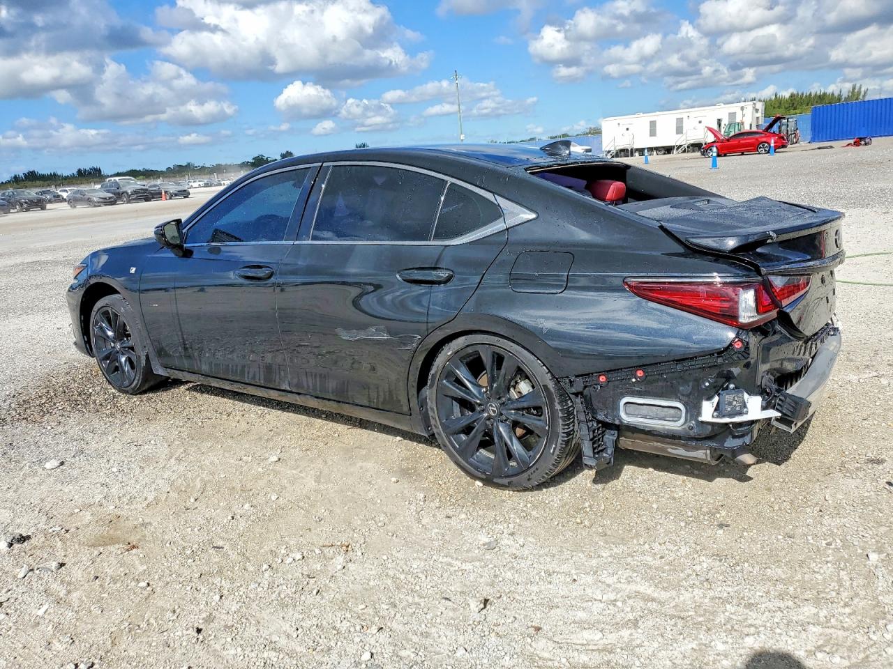 2023 LEXUS ES 300H F SPORT HANDLING photo 2