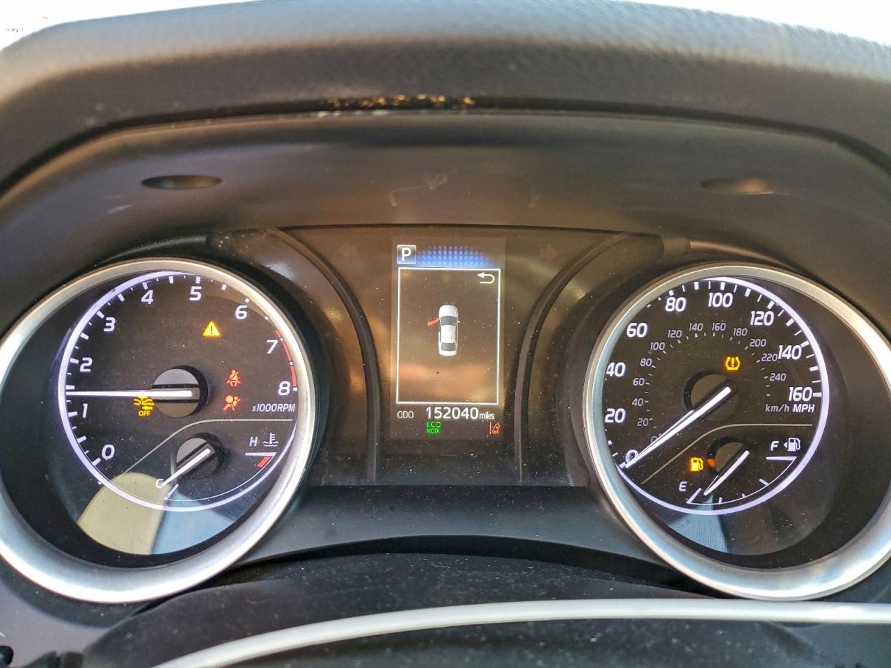 2022 TOYOTA CAMRY LE photo 9