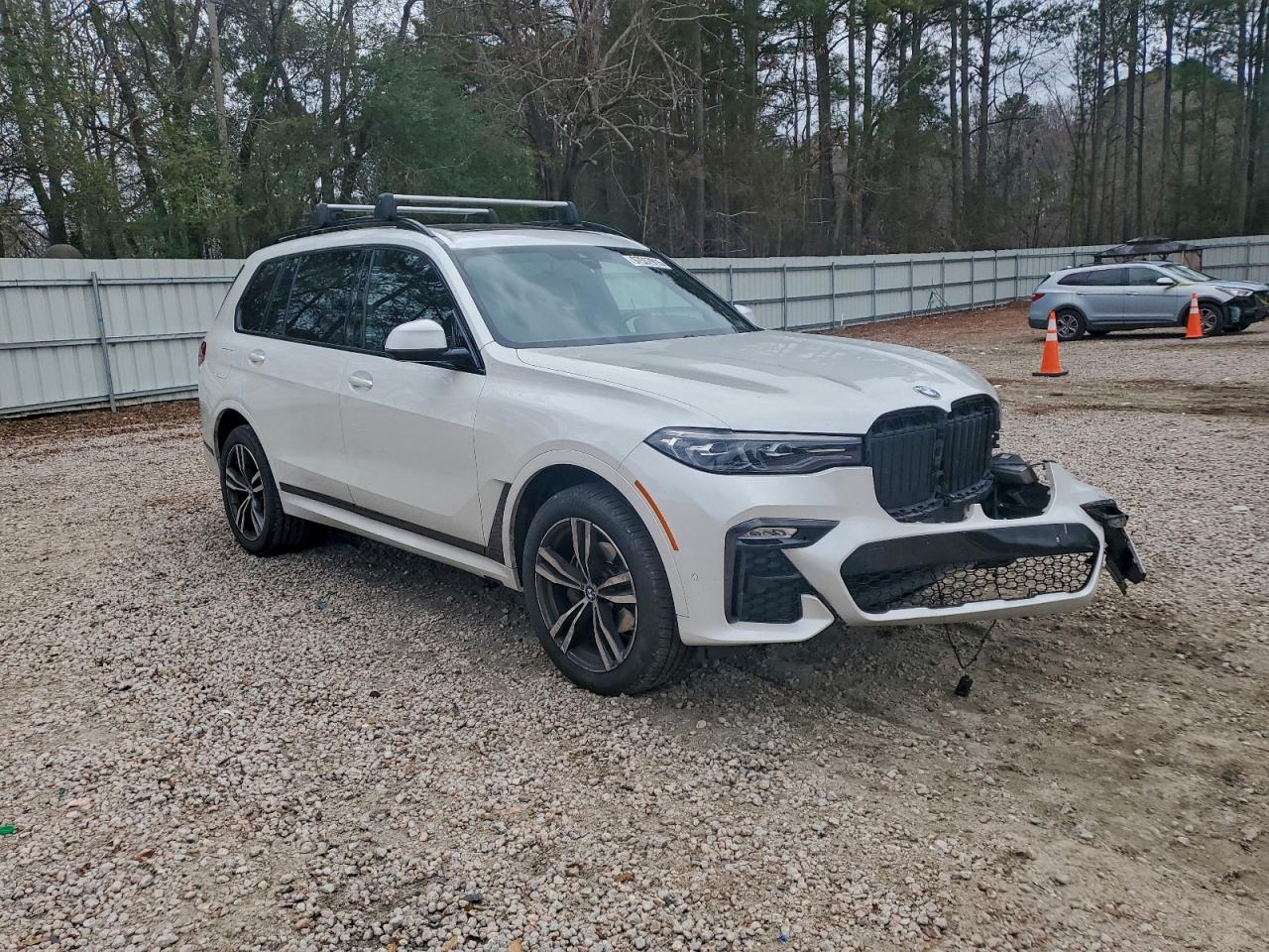 2021 BMW X7 XDRIVE40I photo 4