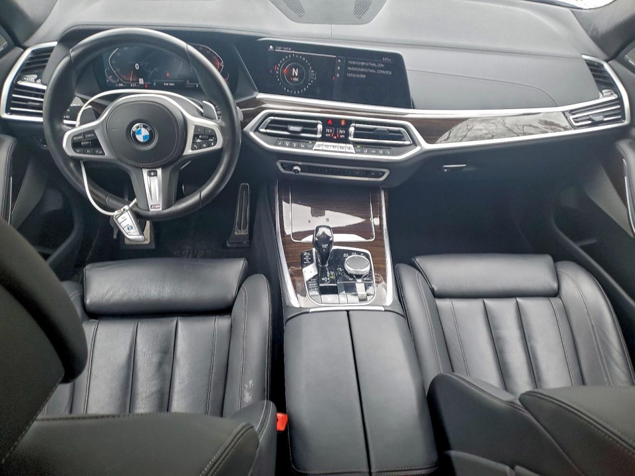 2021 BMW X7 XDRIVE40I photo 8