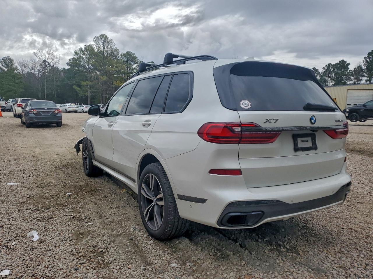 2021 BMW X7 XDRIVE40I photo 2