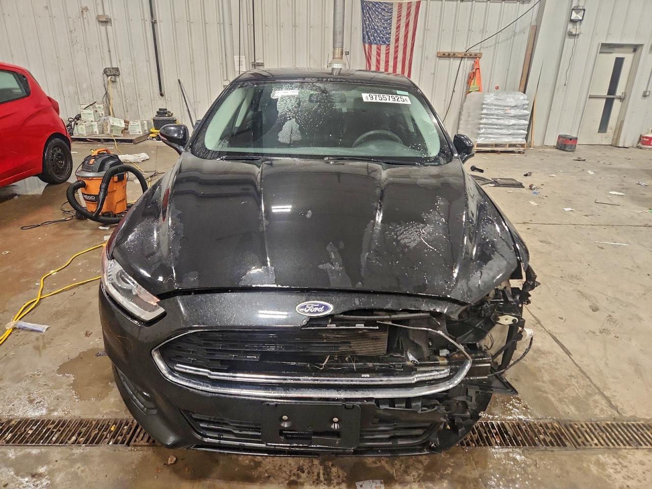2013 FORD FUSION SE photo 5