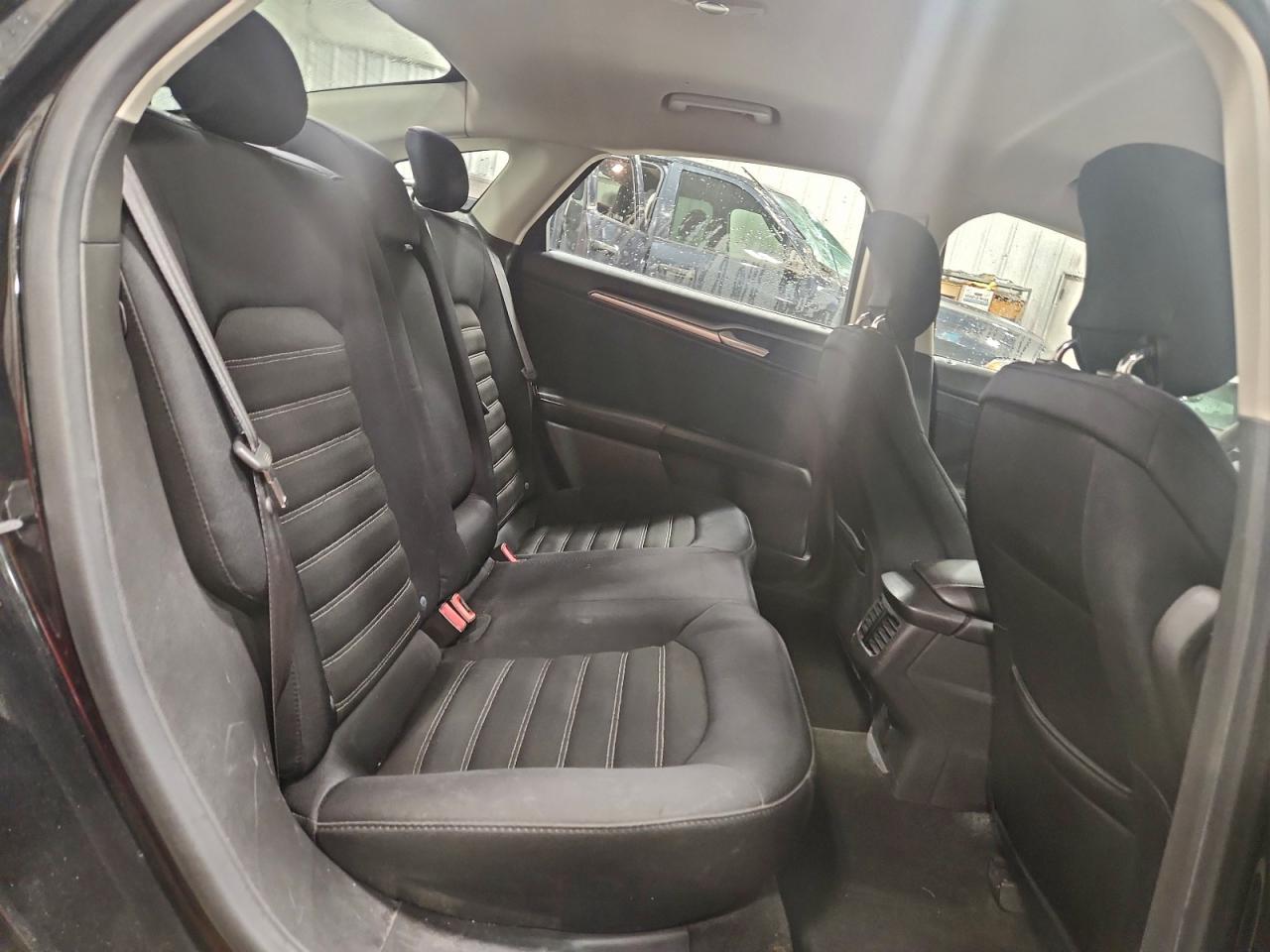 2013 FORD FUSION SE photo 10