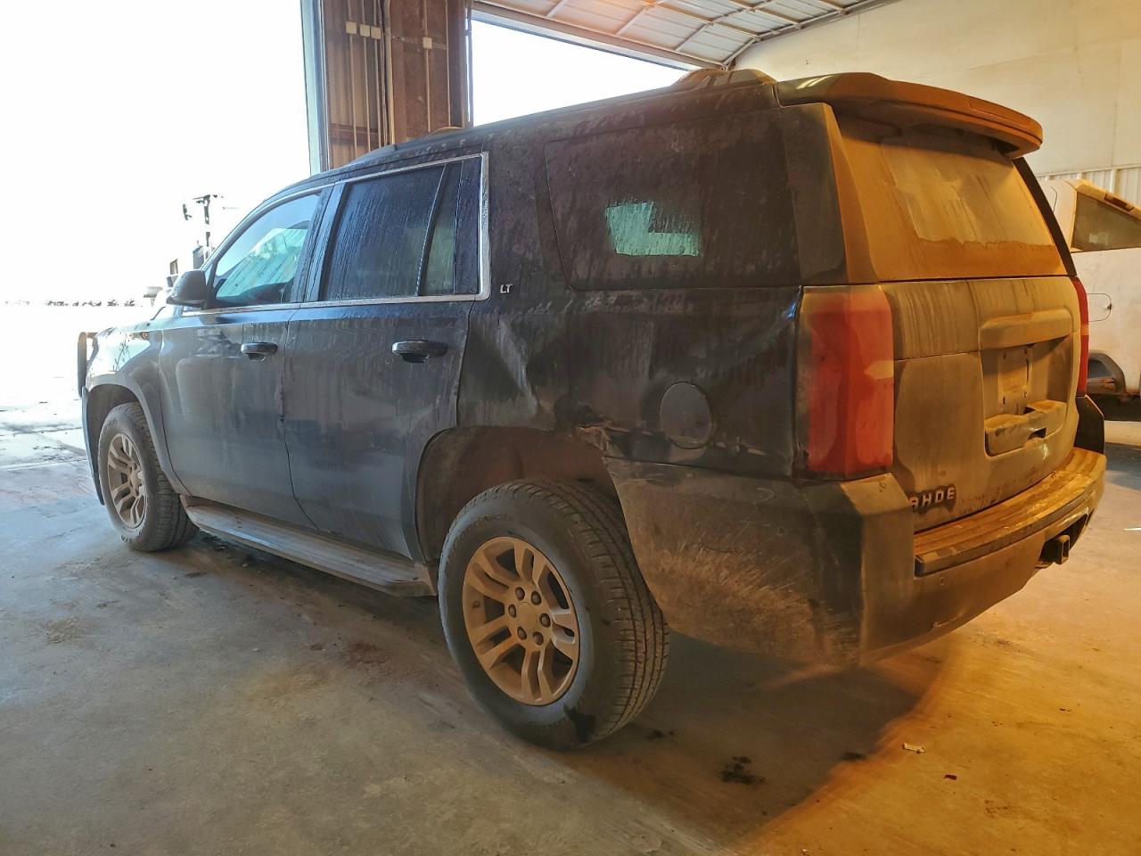 2016 CHEVROLET TAHOE K1500 LT photo 2