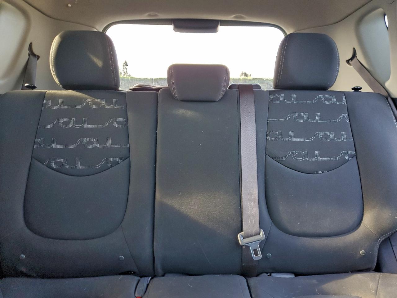 2012 KIA SOUL + photo 10