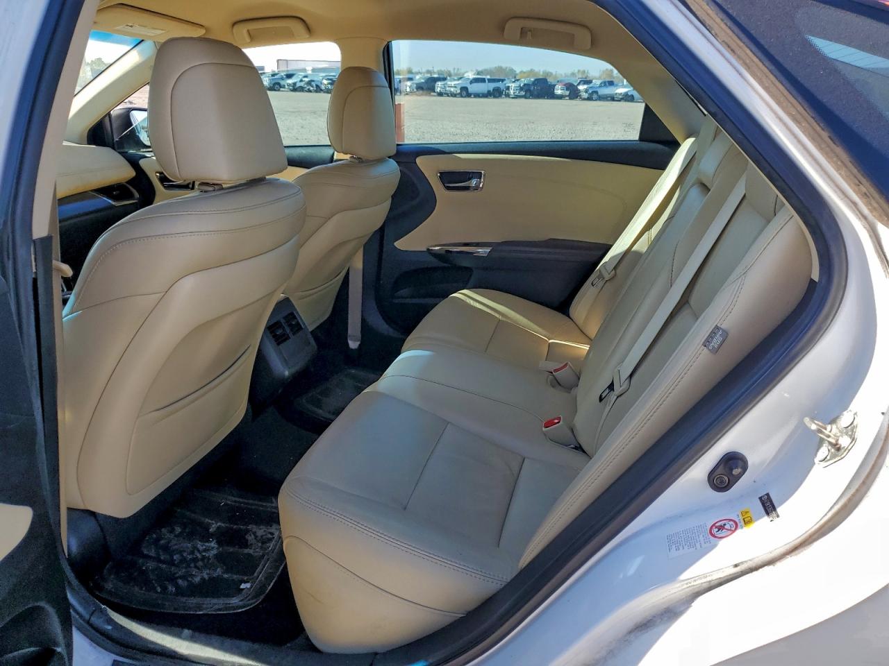 2016 TOYOTA AVALON XLE photo 10