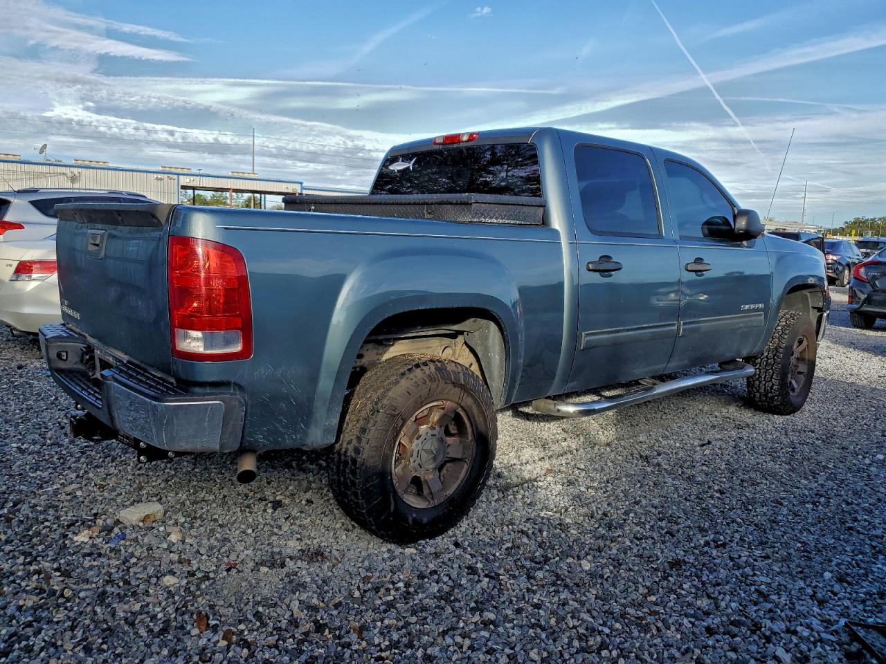 2011 GMC SIERRA C1500 SL photo 3