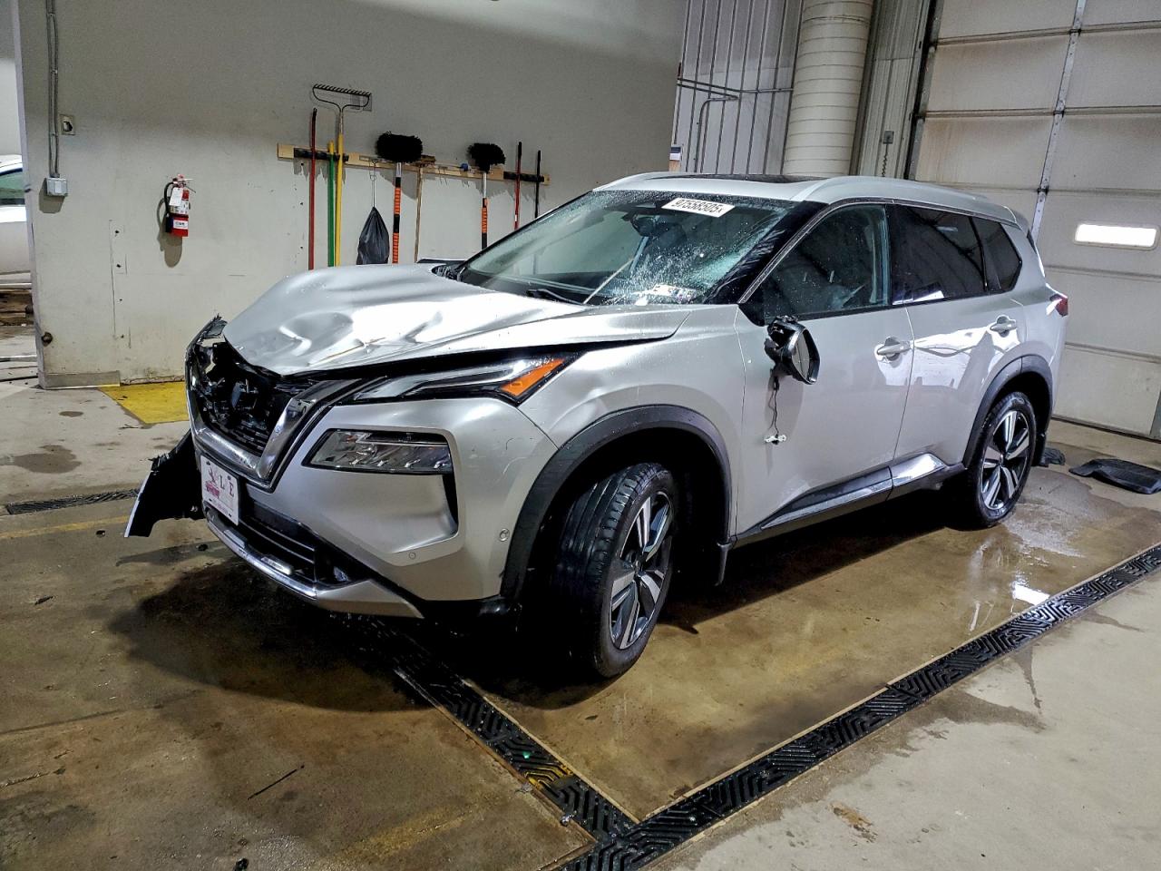 2021 NISSAN ROGUE