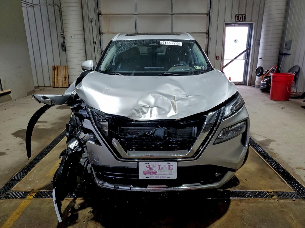 2021 NISSAN ROGUE PLATINUM photo 5