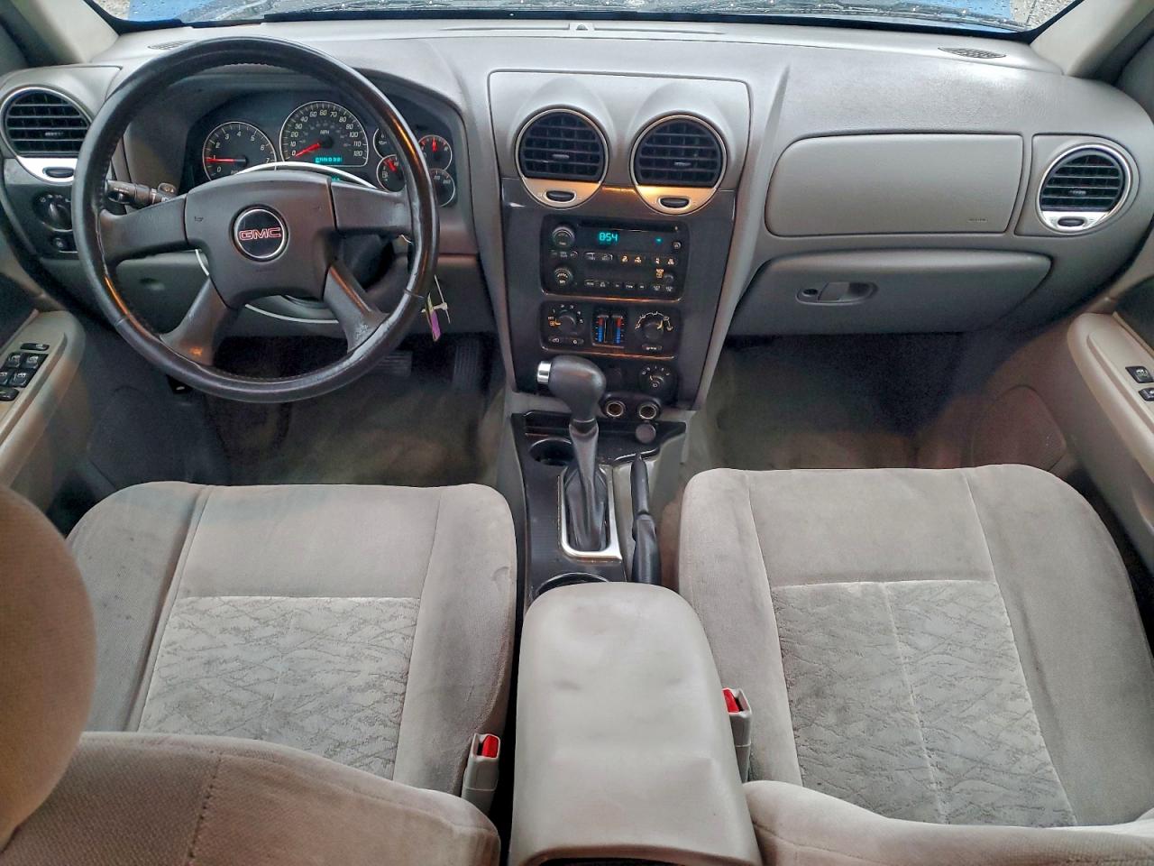 2005 GMC ENVOY photo 8