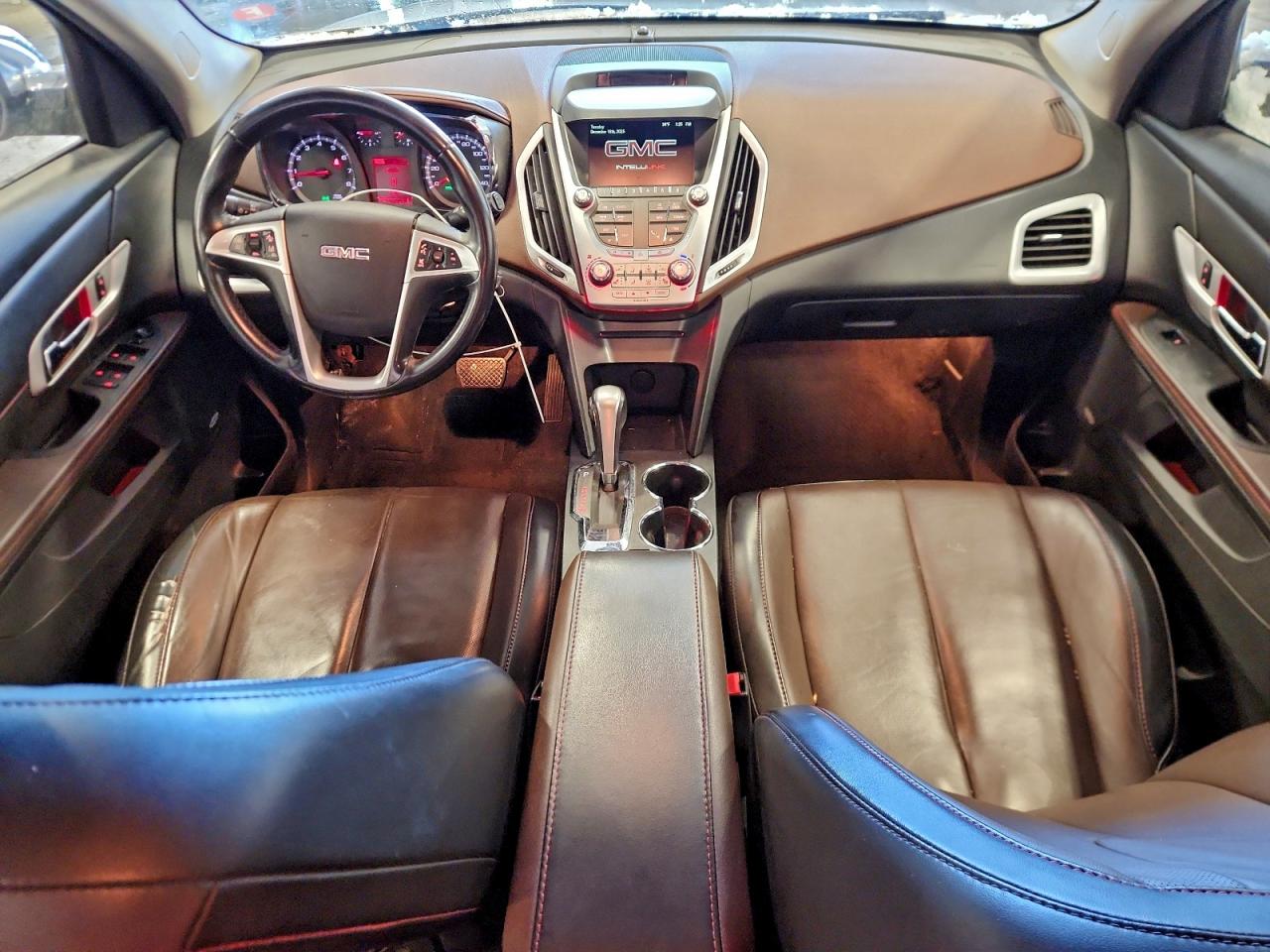 2015 GMC TERRAIN SLT photo 8