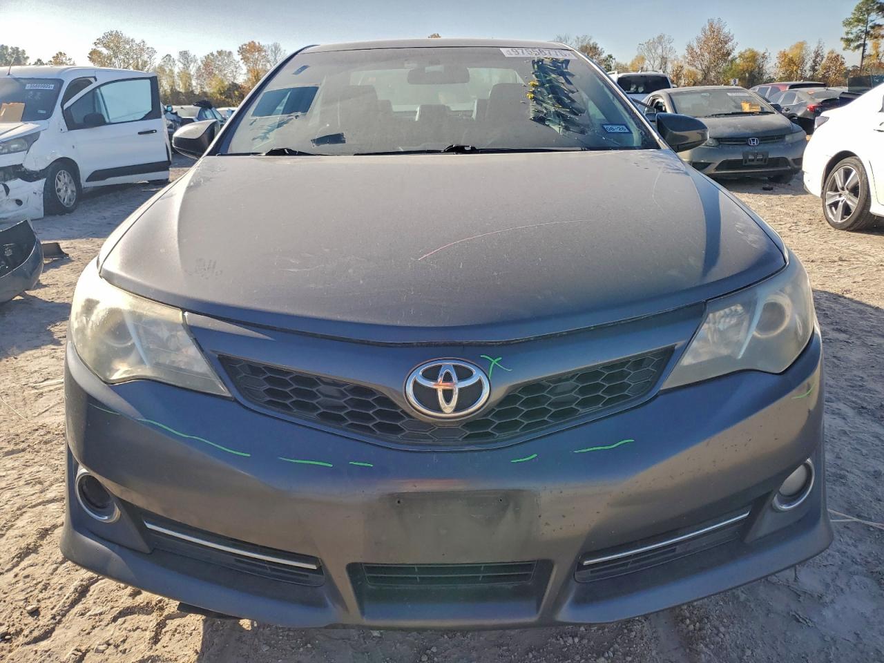2014 TOYOTA CAMRY L photo 5