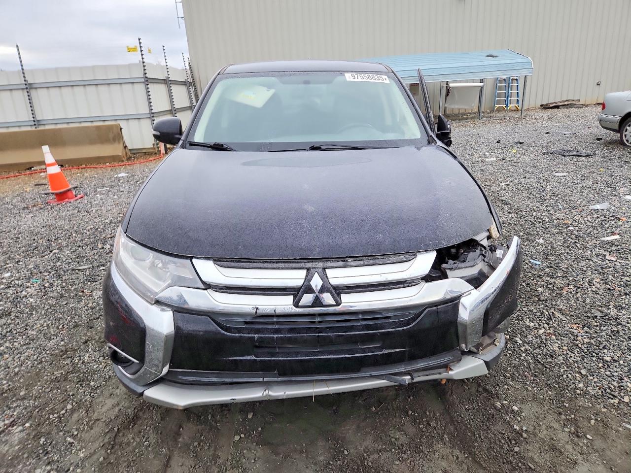 2017 MITSUBISHI OUTLANDER SE photo 13