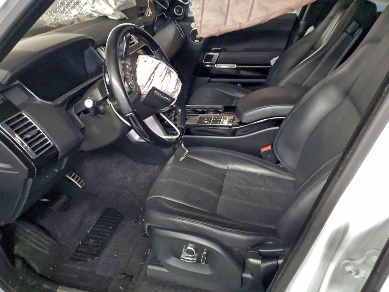 2017 LAND ROVER RANGE ROVER SUPERCHARGED photo 7