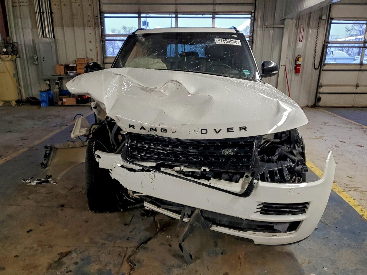2017 LAND ROVER RANGE ROVER SUPERCHARGED photo 5