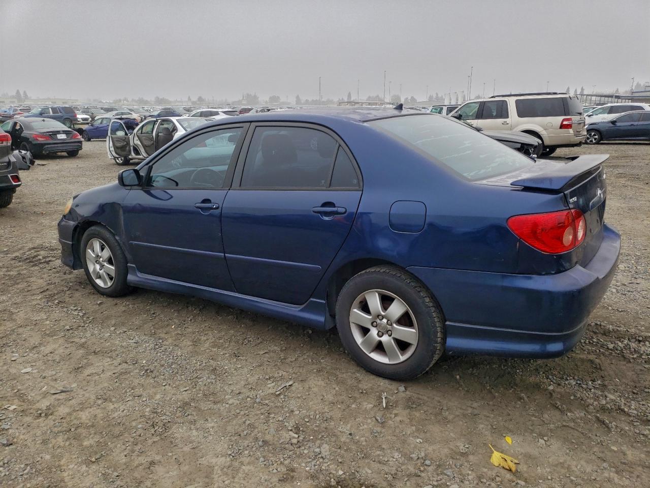 2007 TOYOTA COROLLA CE photo 2