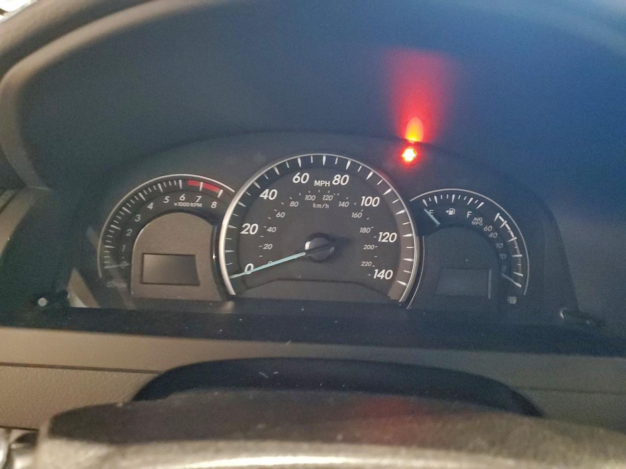 2015 TOYOTA CAMRY LE photo 9