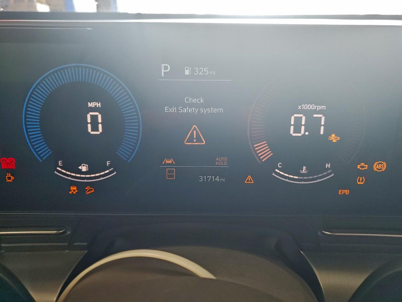 2025 HYUNDAI KONA SEL photo 9