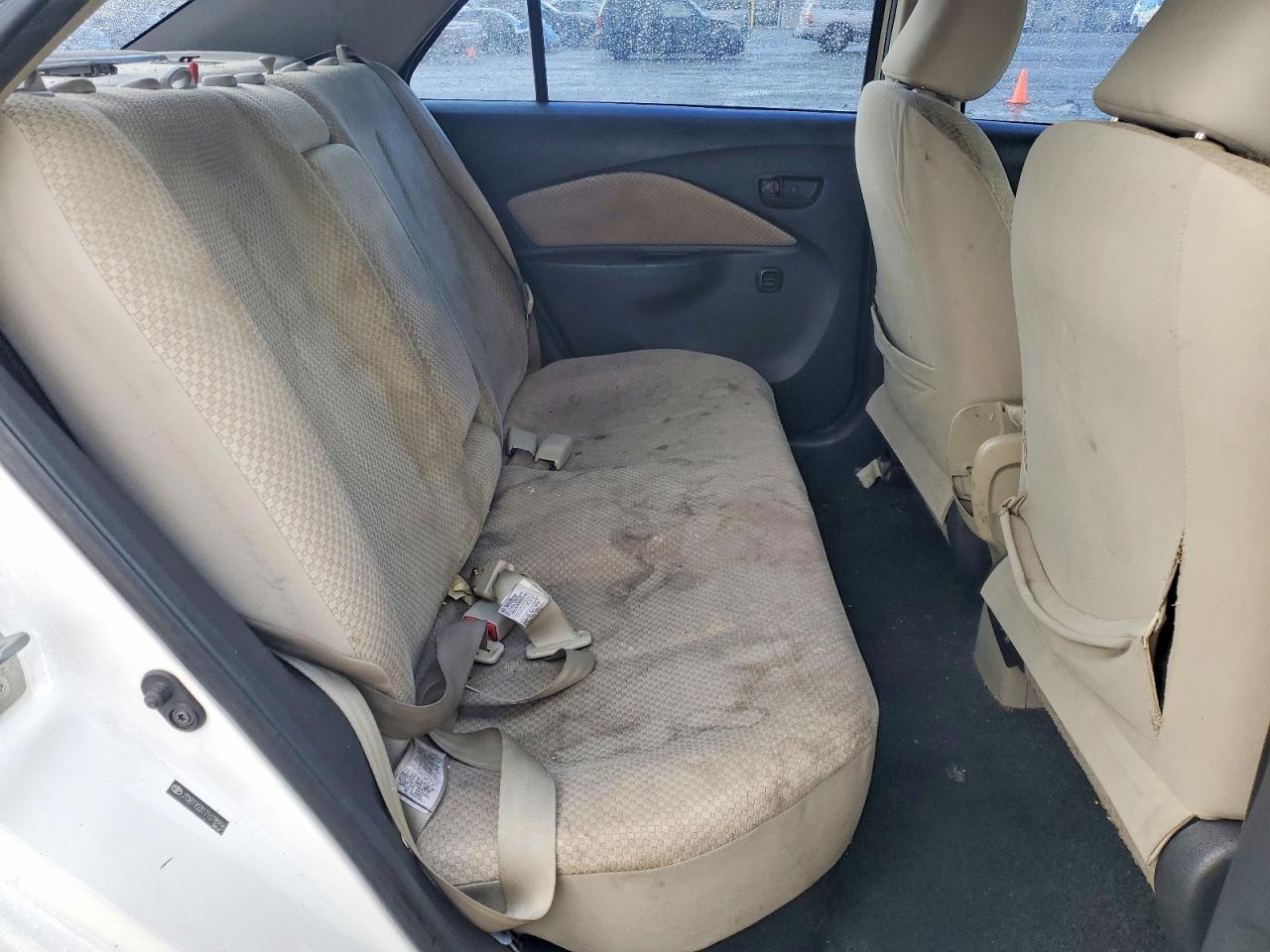 2007 TOYOTA YARIS BASE photo 10