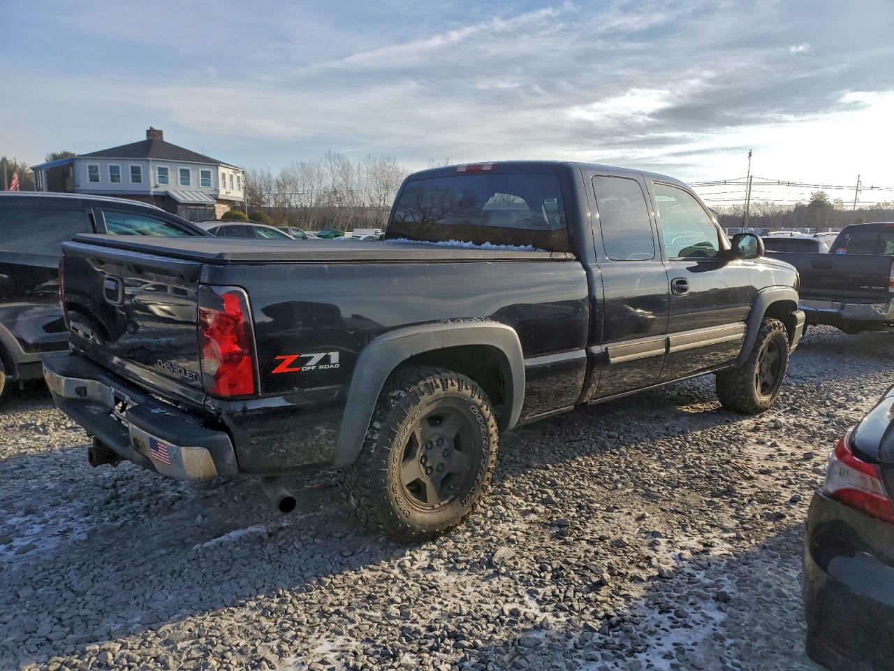 2005 CHEVROLET SILVERADO K1500 photo 3