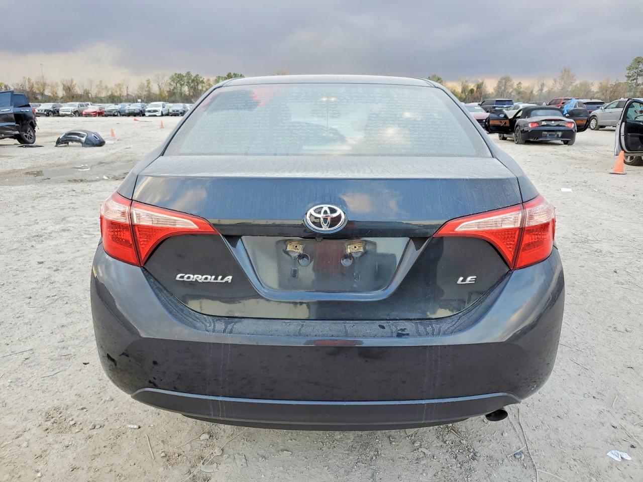 2019 TOYOTA COROLLA L photo 6