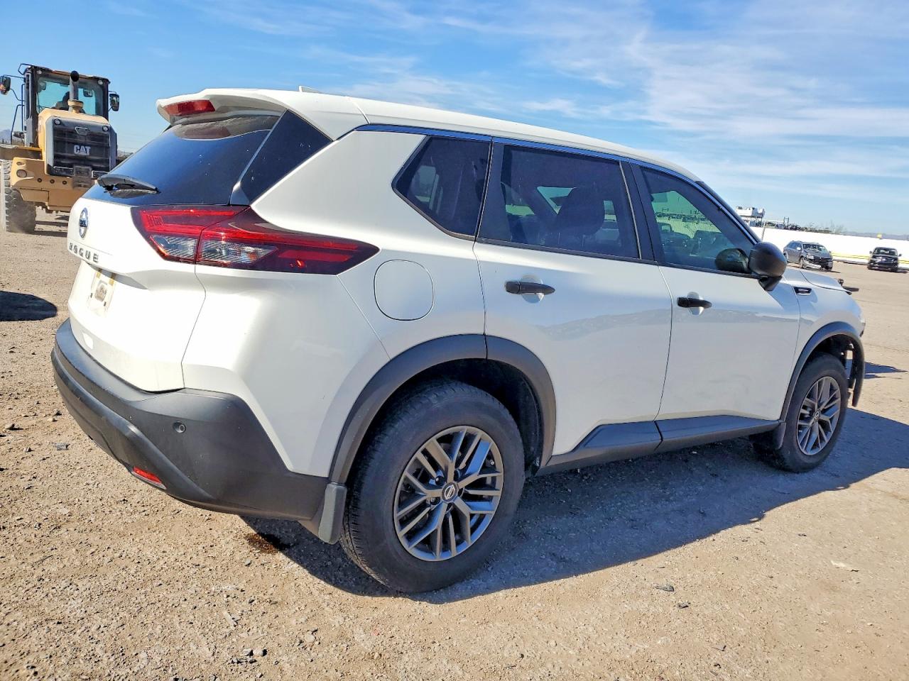 2021 NISSAN ROGUE S photo 3