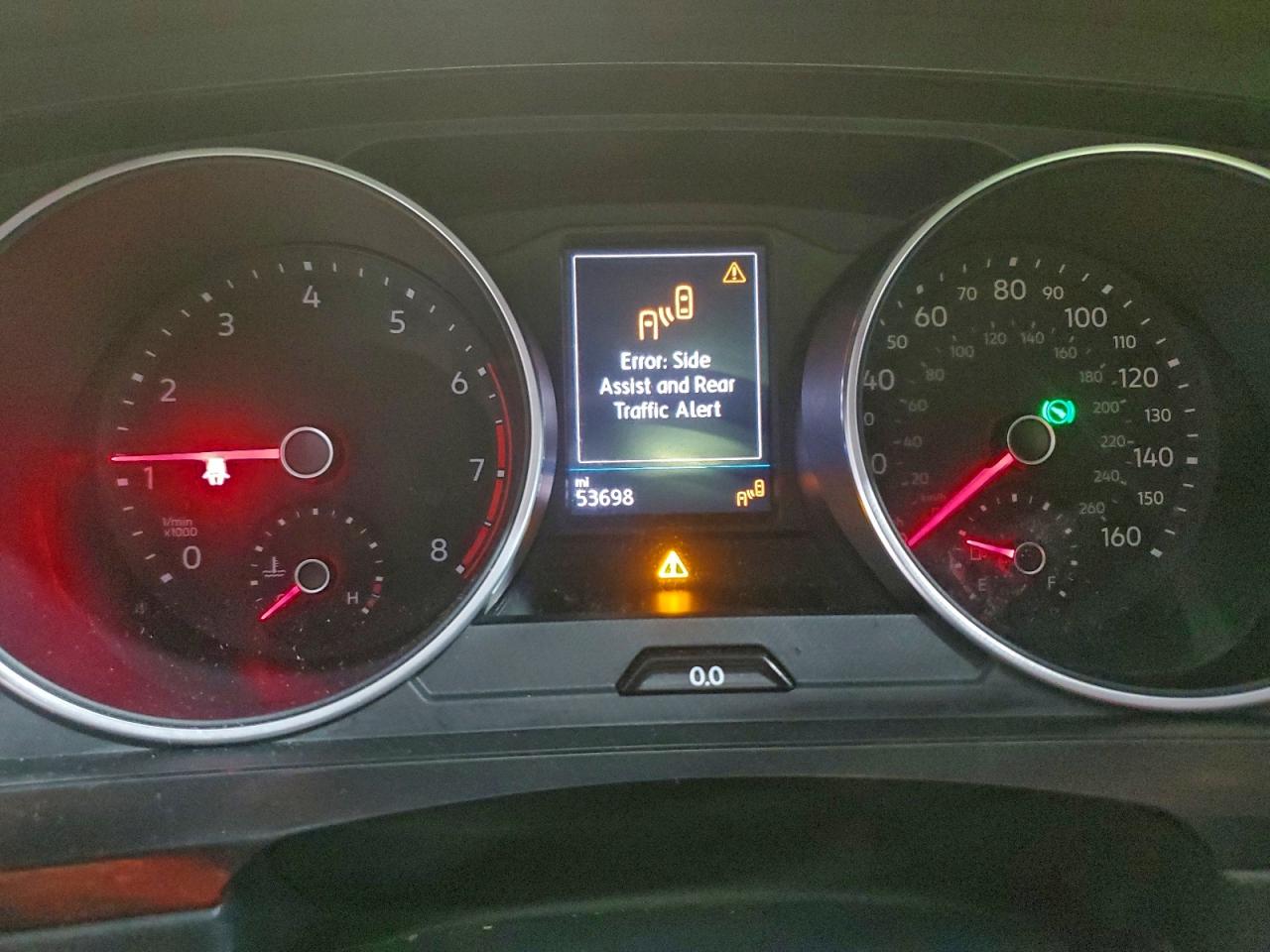 2021 VOLKSWAGEN TIGUAN SE photo 9