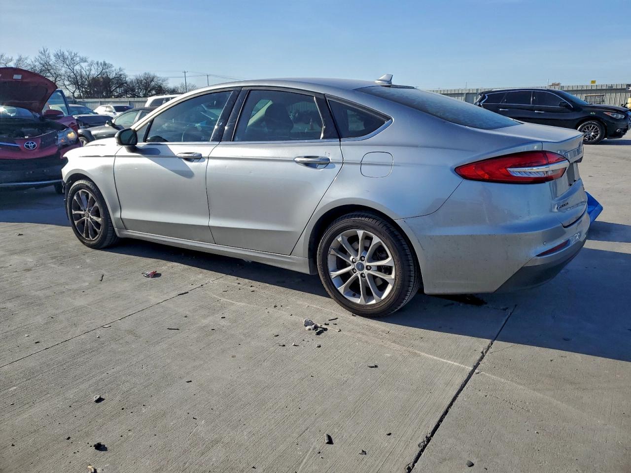 2020 FORD FUSION SE photo 2