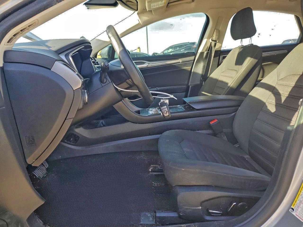 2020 FORD FUSION SE photo 7