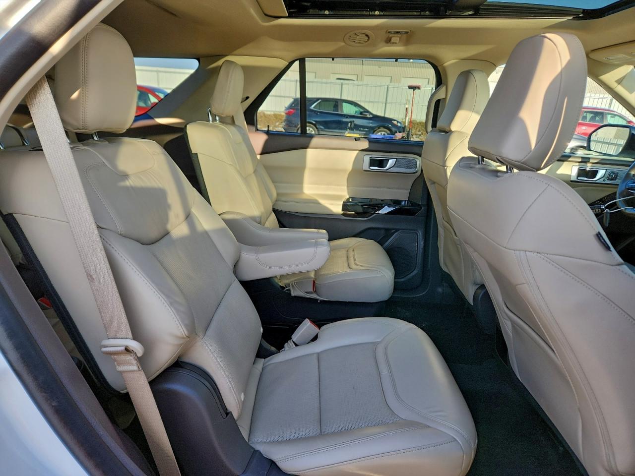 2021 FORD EXPLORER PLATINUM photo 11