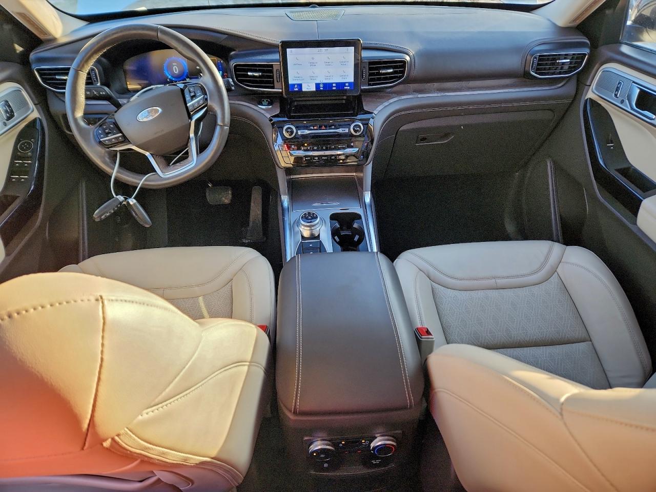2021 FORD EXPLORER PLATINUM photo 8