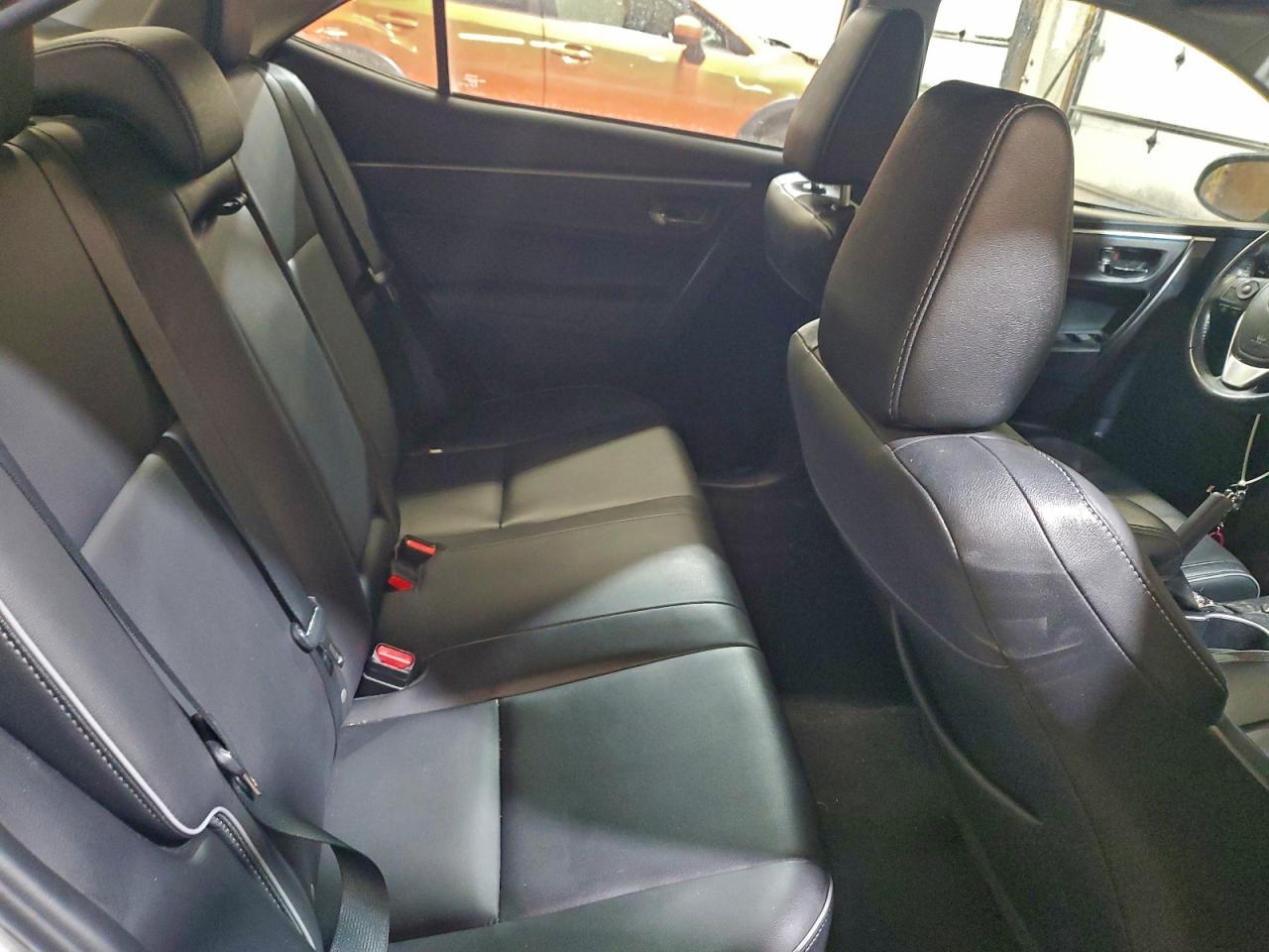 2016 TOYOTA COROLLA L photo 10