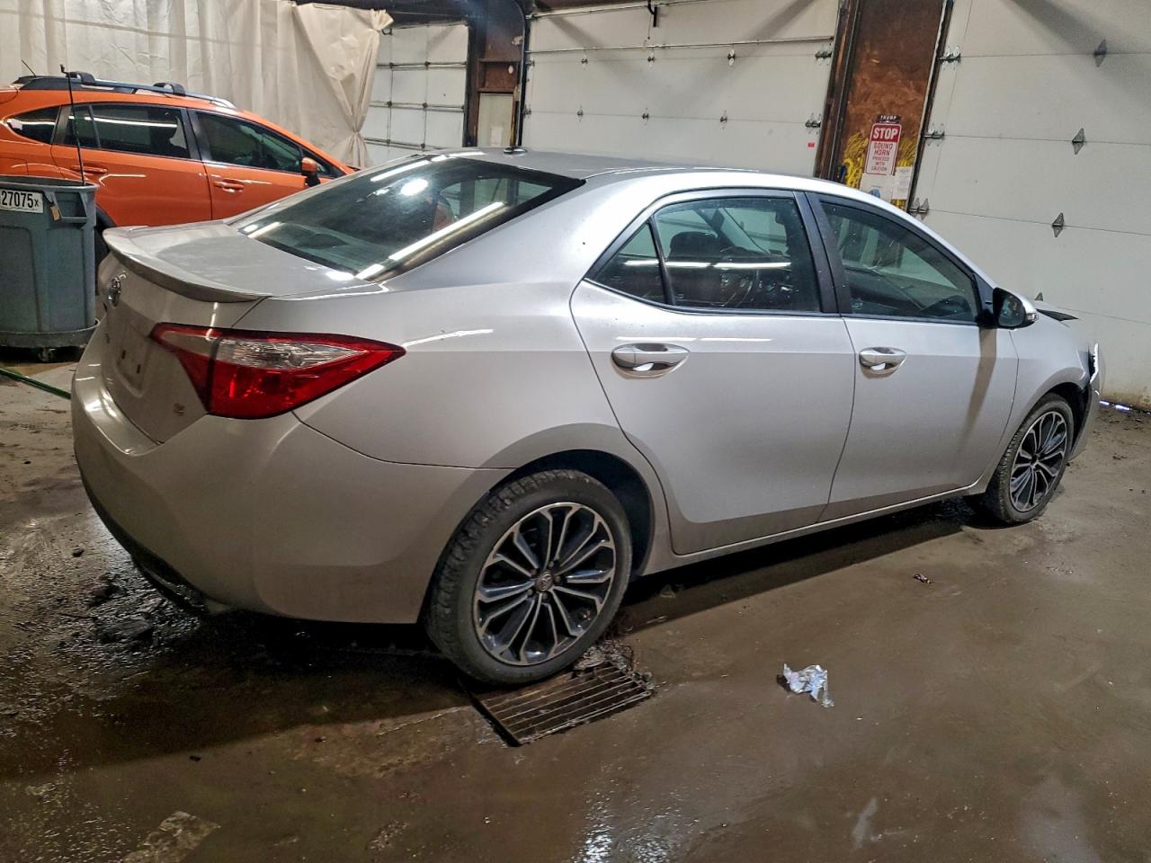 2016 TOYOTA COROLLA L photo 3
