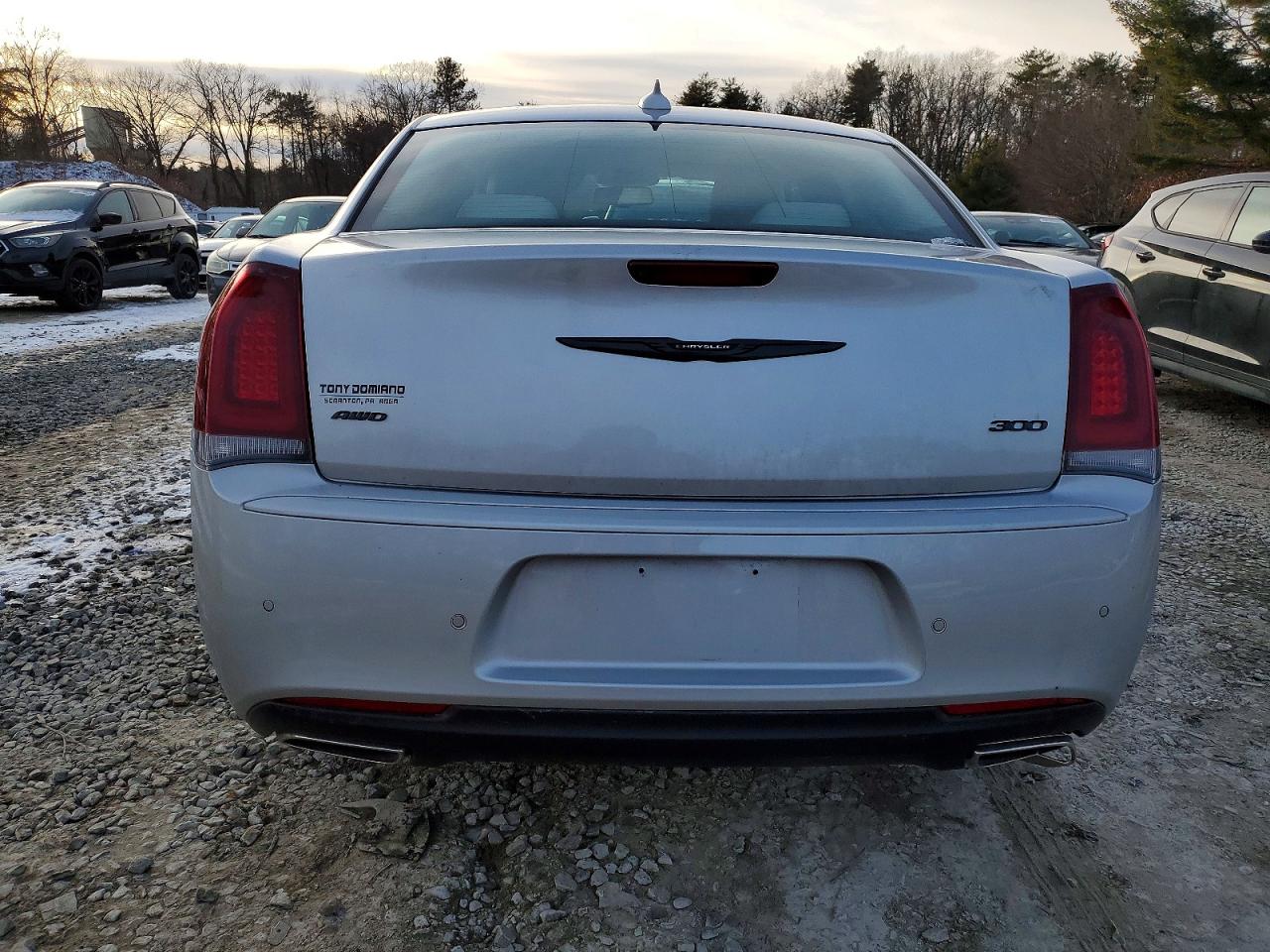 2021 CHRYSLER 300 TOURING photo 6