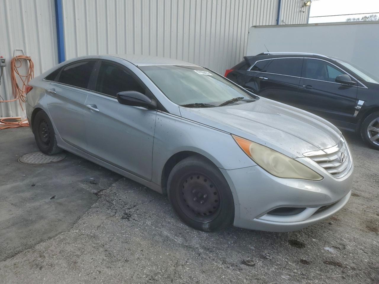 2012 HYUNDAI SONATA GLS photo 4
