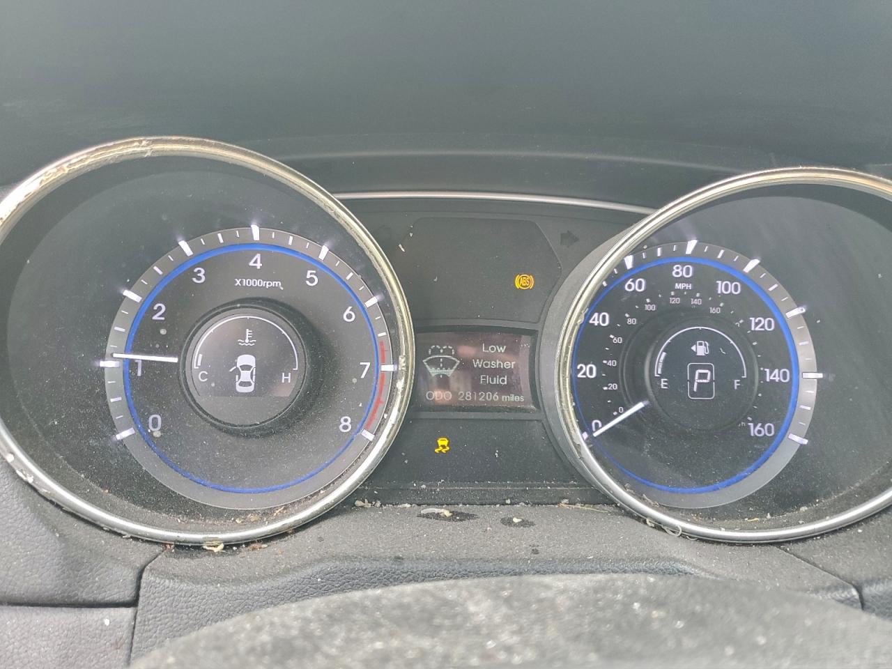 2012 HYUNDAI SONATA GLS photo 9