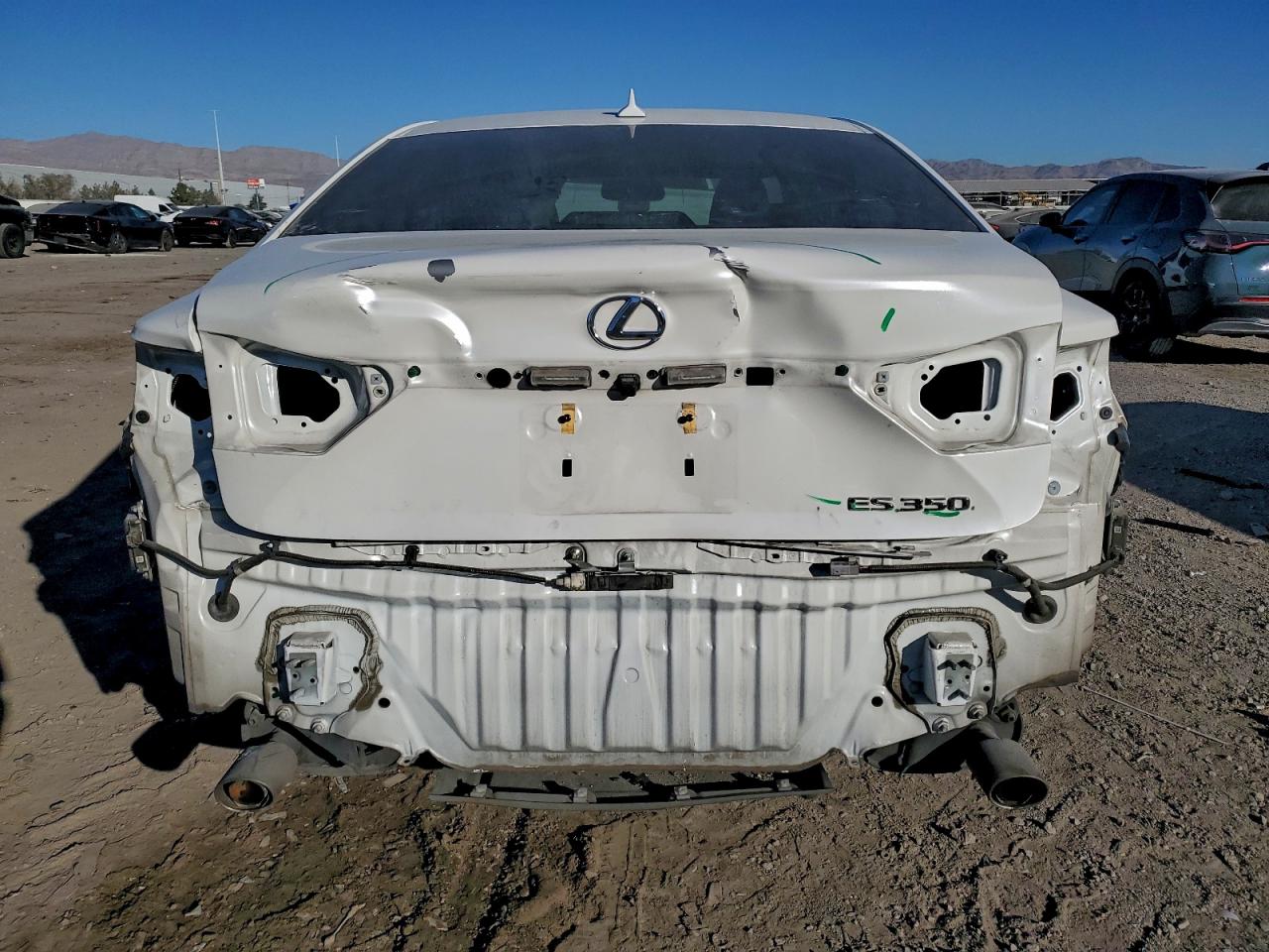 2013 LEXUS ES 350 photo 6