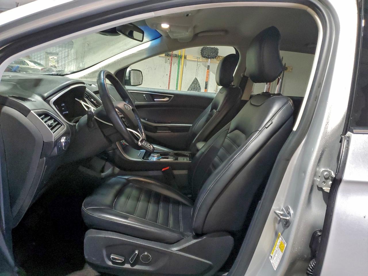 2019 FORD EDGE SEL photo 13