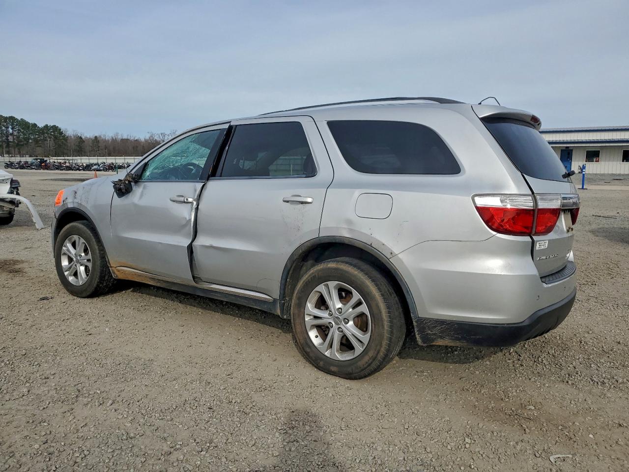 2013 DODGE DURANGO SXT photo 2