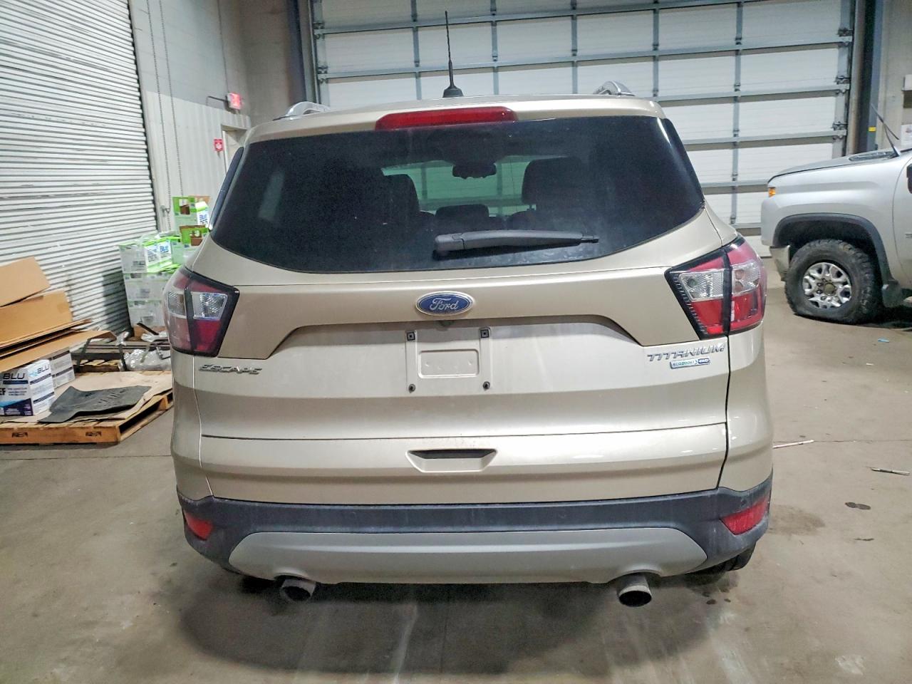 2017 FORD ESCAPE TITANIUM photo 6
