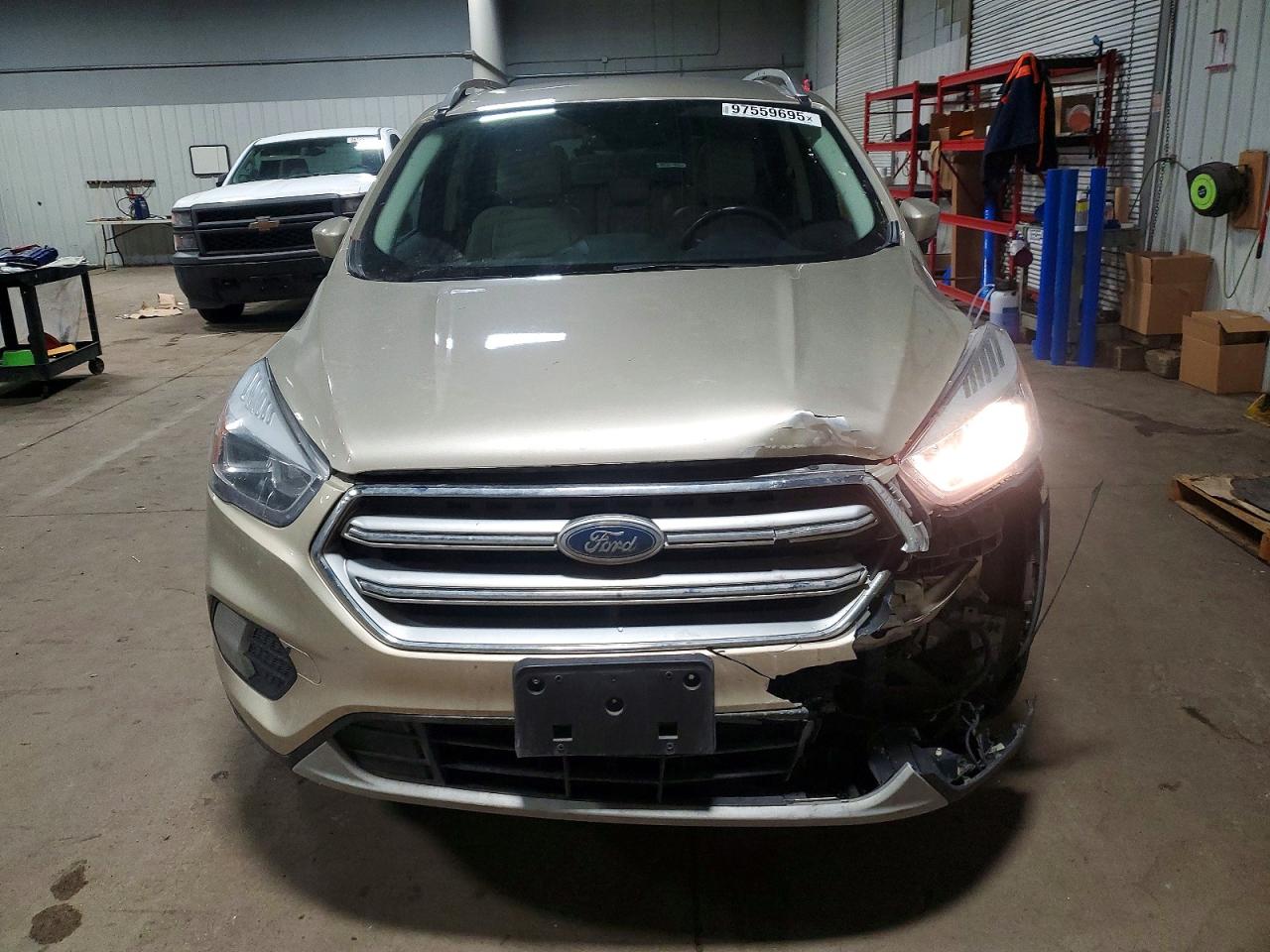 2017 FORD ESCAPE TITANIUM photo 5