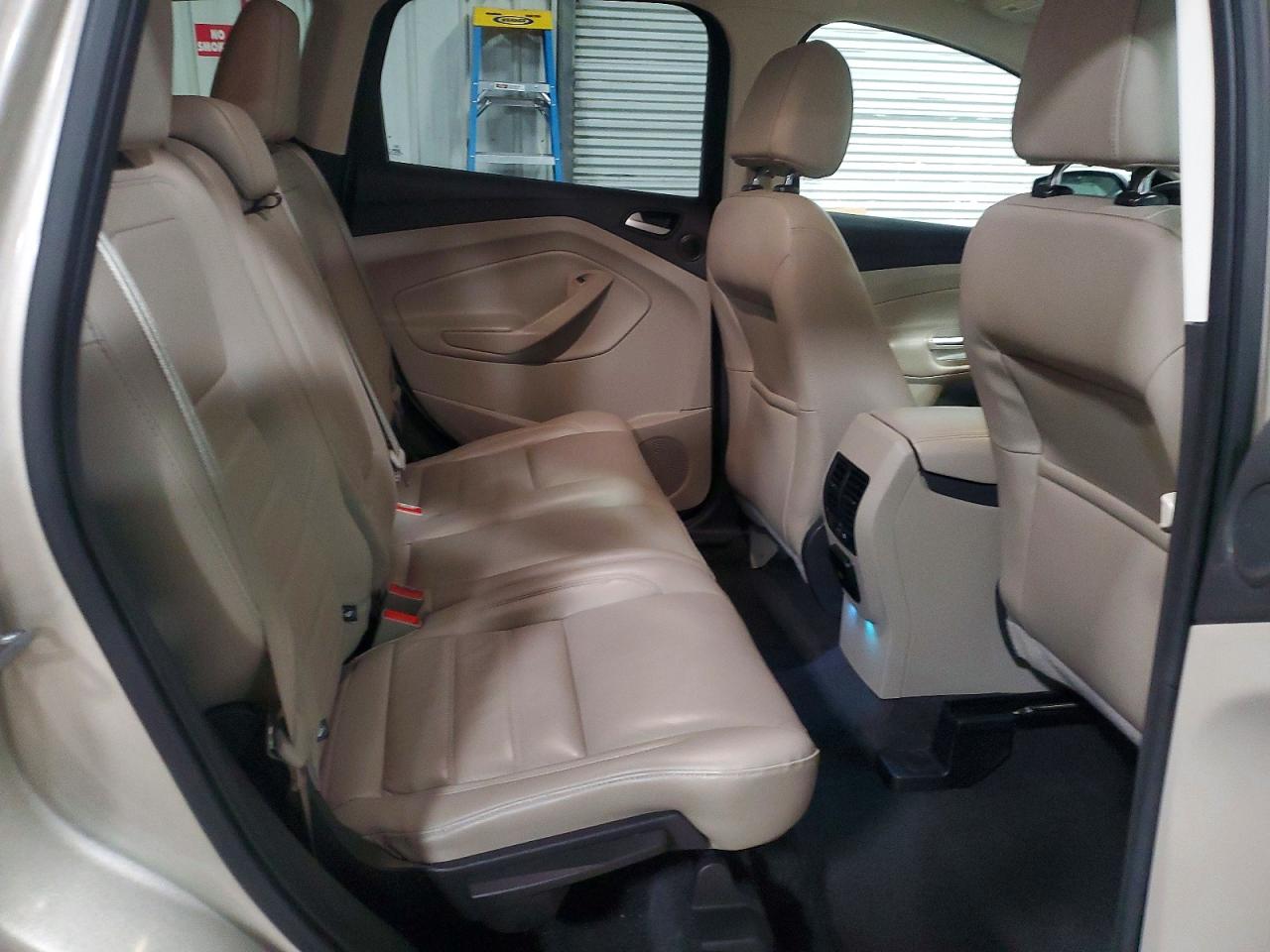 2017 FORD ESCAPE TITANIUM photo 10